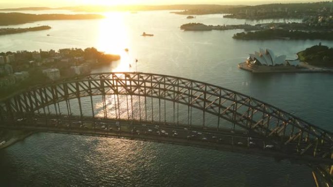 悉尼日出时间悉尼海港大桥和歌剧院上空的4k鸟瞰图实时镜头
