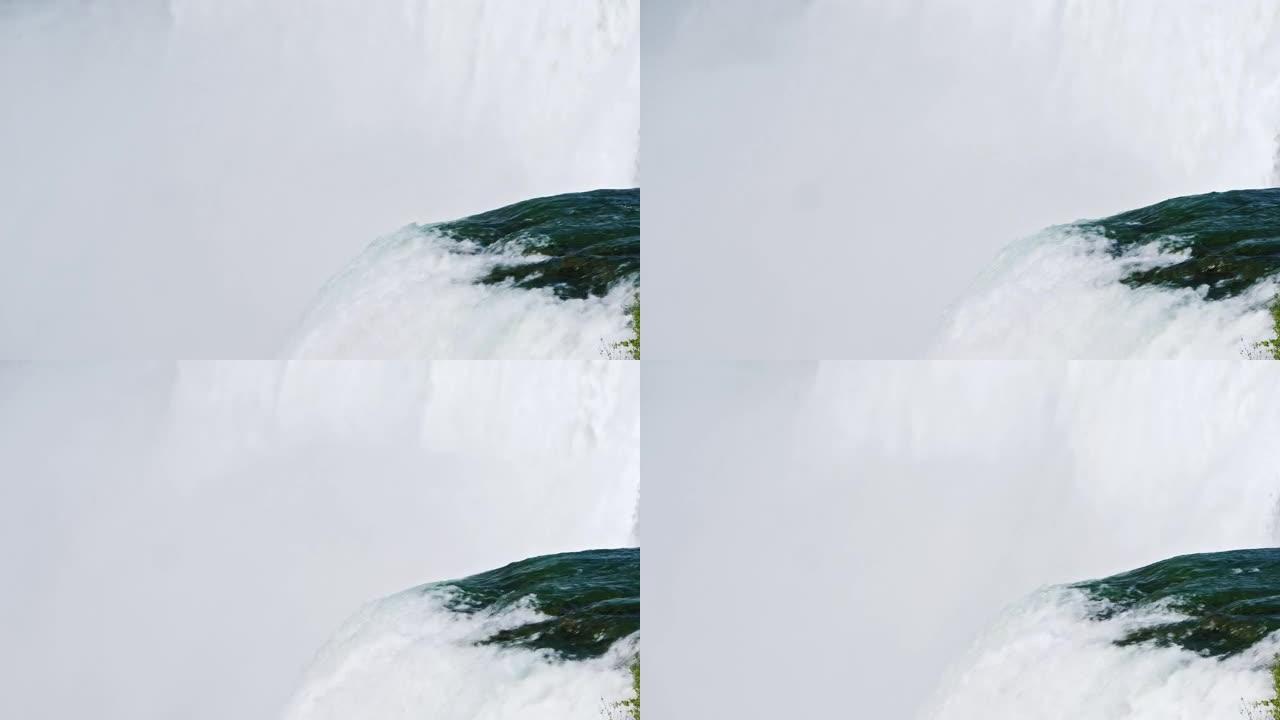 大自然的力量是令人难以置信的尼亚加拉瀑布，水飞入深渊