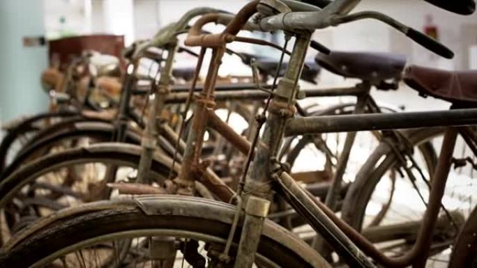 旧生锈的自行车