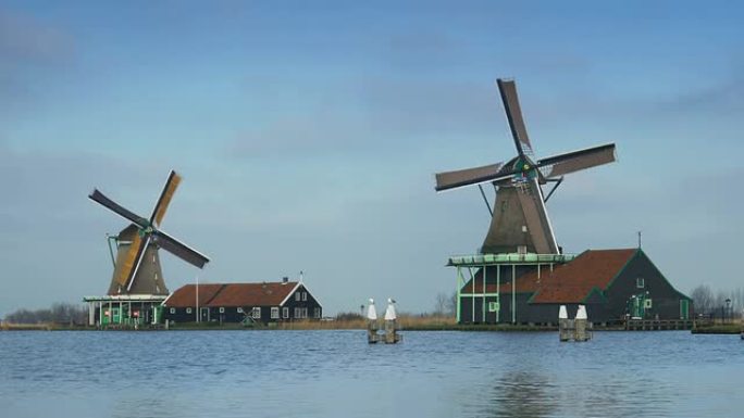 荷兰的木制风车