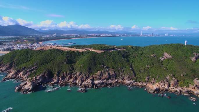 航拍三亚后海皇后湾海上冲浪及海棠湾风光