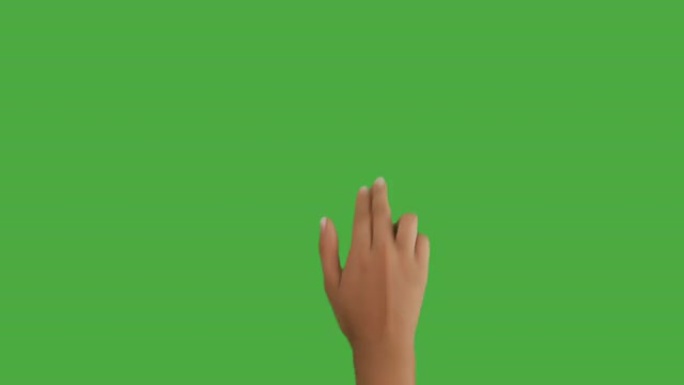 女人的手在绿色上做触摸屏手势