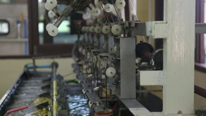 泰国皇家丝绸纺丝机。