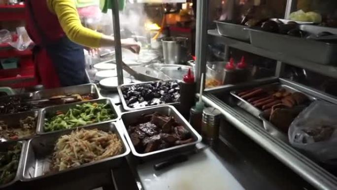 台湾中华素食档。许多类似肉类和其他食物的菜肴