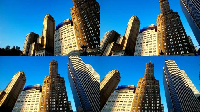 平移: 日落期间的纽约建筑物