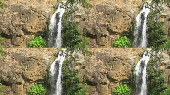 泰国国家公园的雷神蒂普瀑布