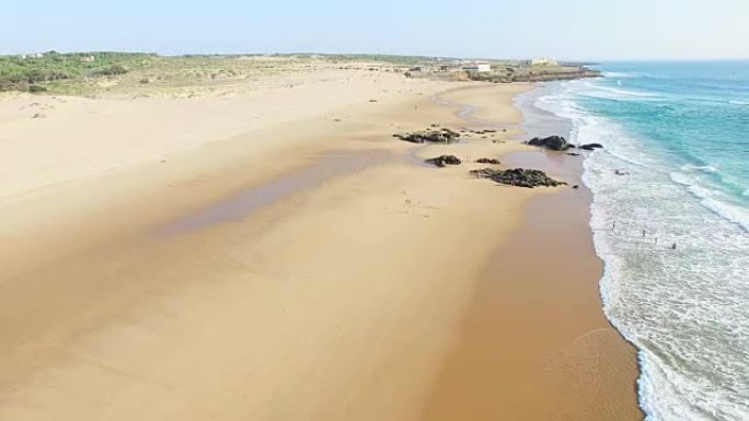 葡萄牙普拉亚达金乔海滩