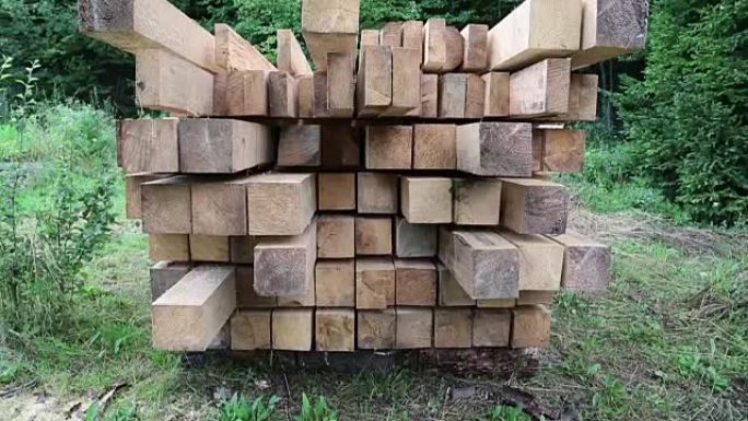 用于建造木屋的木制方形木材