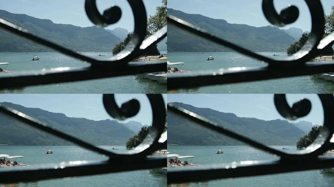 法国阿尔卑斯山安纳西湖上的摩托艇