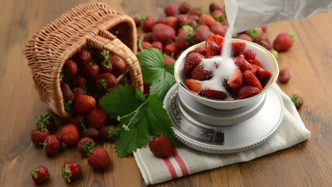 草莓体重秤