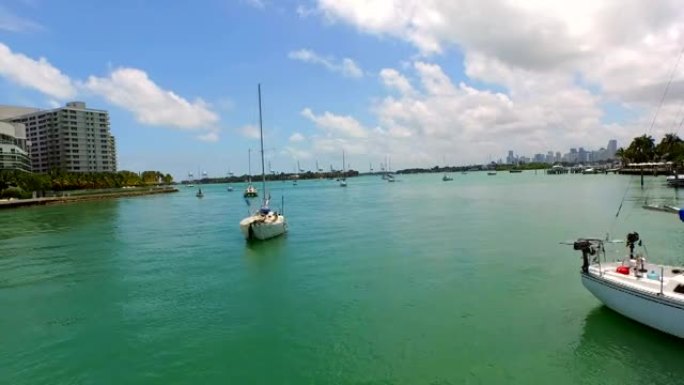 迈阿密海滩的空中帆船