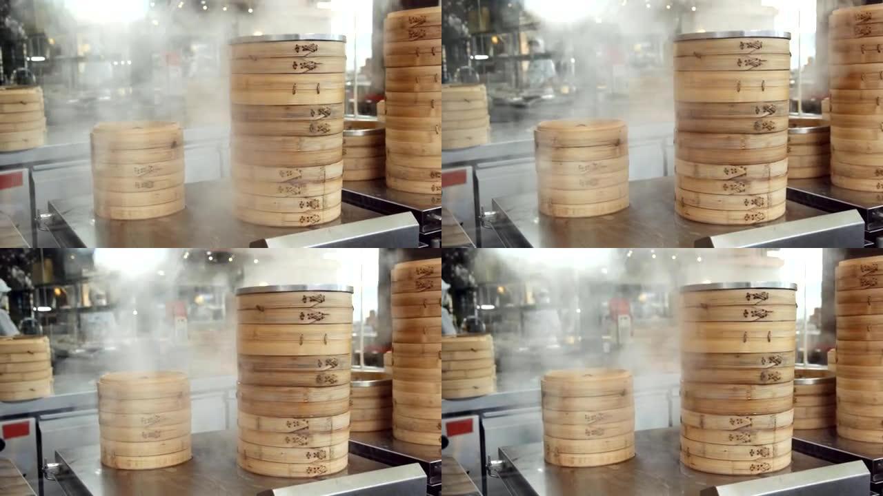 厨房里的竹蒸锅