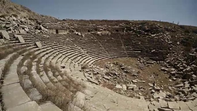 全景图:布尔杜尔山脉地区萨加拉索斯古罗马遗迹剧院