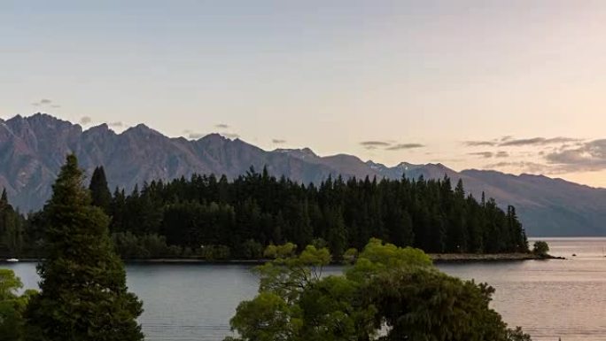 时间流逝-新西兰的皇后镇，瓦卡皮图湖和山景