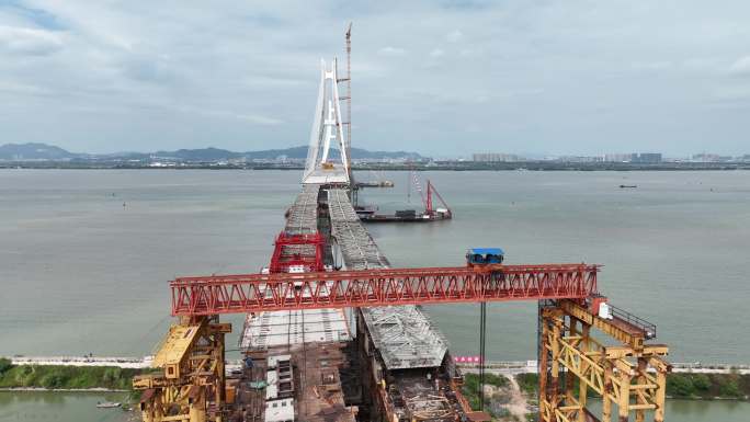 航拍汕头建设中的牛田洋特大桥4k