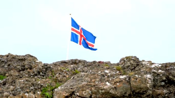 冰岛国旗在风中挥舞