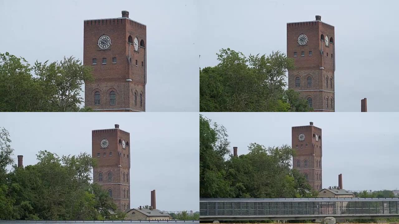 墙上挂着钟的大塔