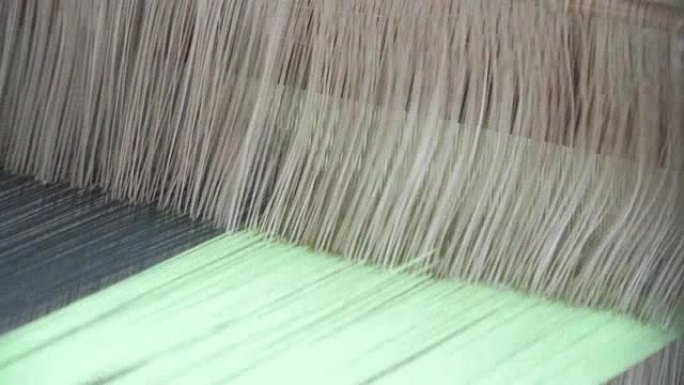 淘: 泰国传统编织工具正在发挥作用