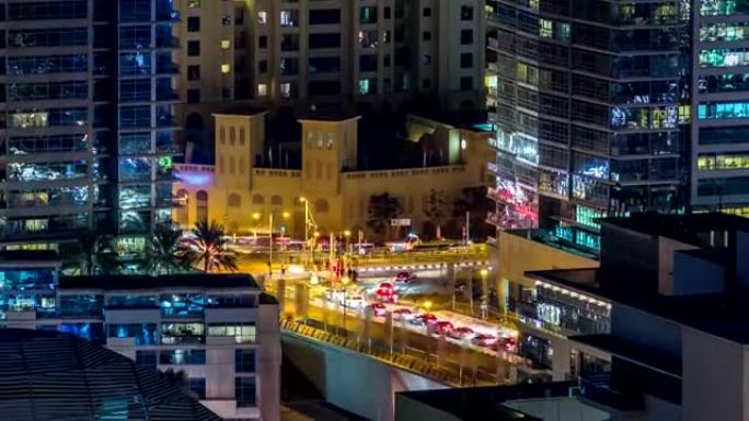 阿联酋迪拜迪拜码头和JBR夜间延时的美丽鸟瞰图