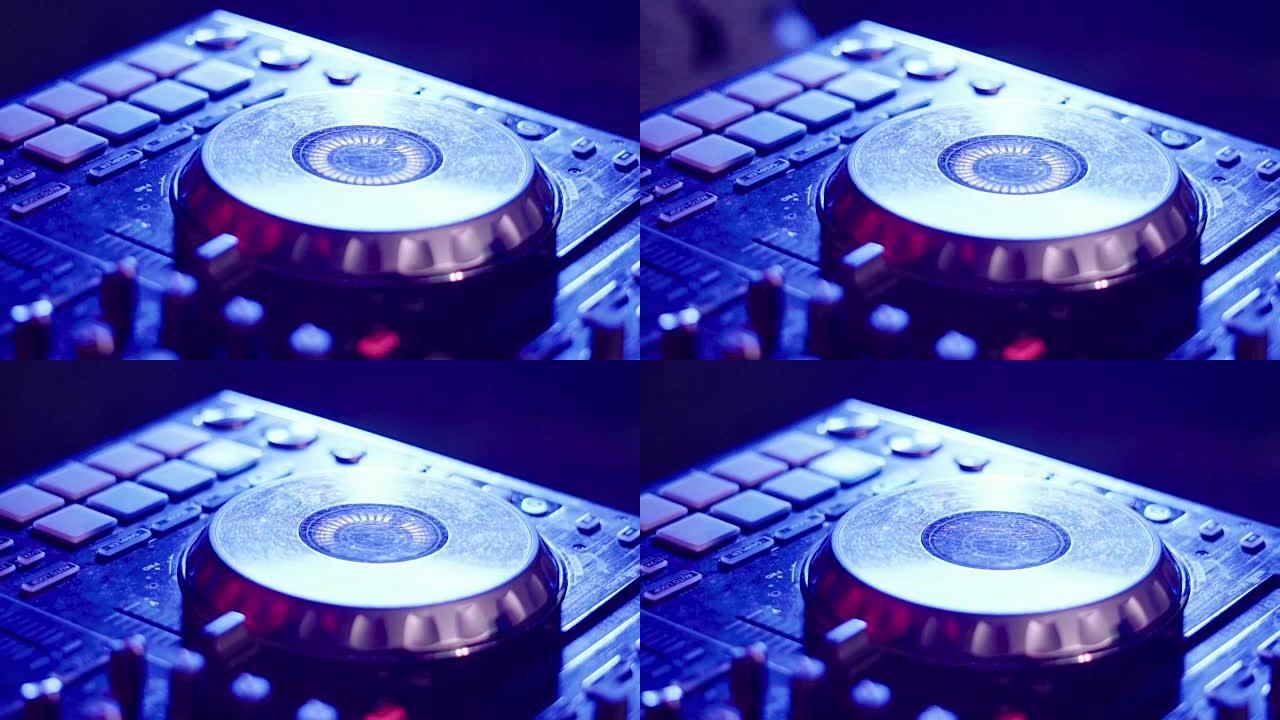 mix DJ设备的照明声音检查