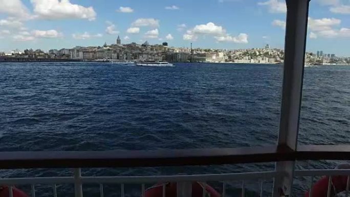 伊斯坦布尔博斯普鲁斯海峡的渡轮