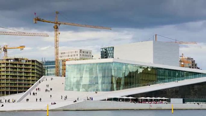 奥斯陆，挪威国家歌剧院和芭蕾舞大楼的景观