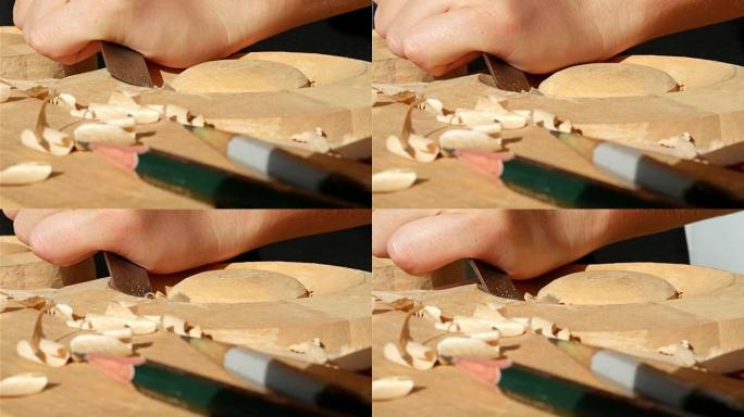 木雕 -- 人类手工凿刻一块木头