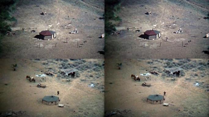 1972: 纳瓦霍土著美国西南圆形房屋空中视点。