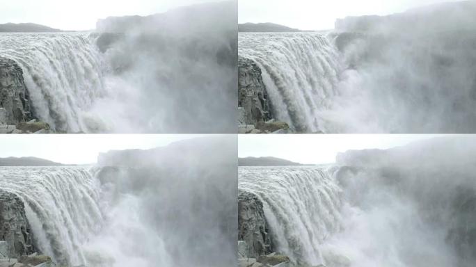 冰岛的Detifoss瀑布。