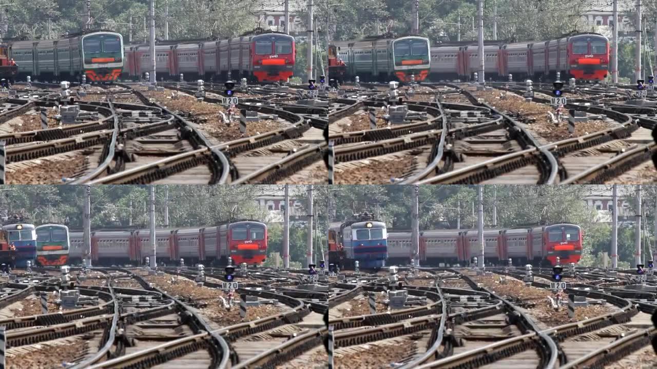 俄罗斯。莫斯科-2013: 一次三列郊区电动火车