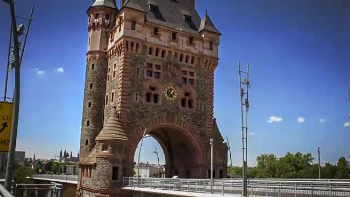 德国沃姆斯美丽的“Nibelungenbrücke”的时间流逝