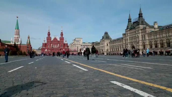 参观俄罗斯莫斯科红场的游客和当地人。延时。全高清