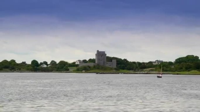 缩小爱尔兰的邓盖城堡