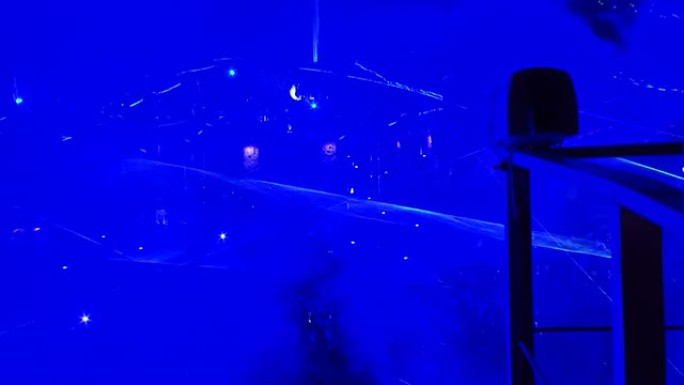 迪斯科舞厅的蓝光设备