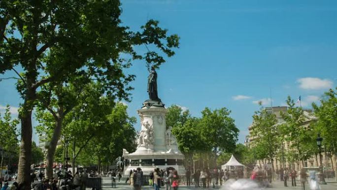 巴黎，共和国广场