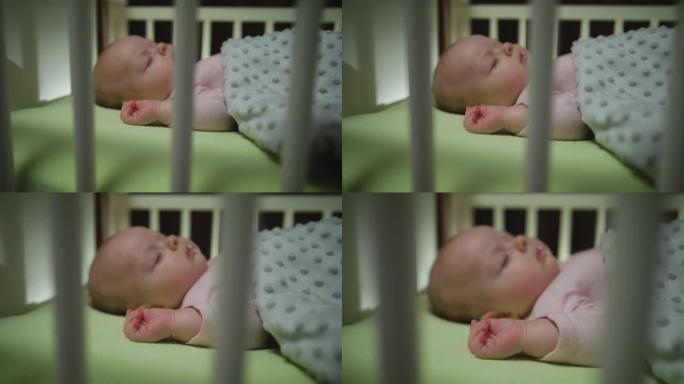熟睡的新生婴儿多莉的侧视图特写镜头