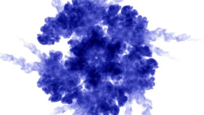 白色孤立蓝色墨水的头顶照片。色调在水中混合并以慢动作移动。用于漆黑的背景或带有烟雾或墨水效果的背景，