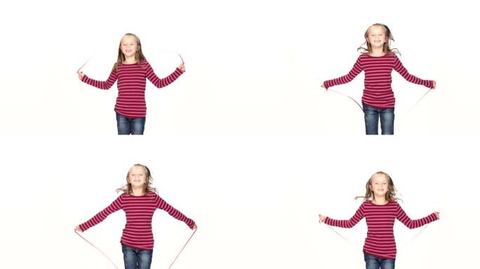 Slow-Mo: 快乐的女学生跳绳