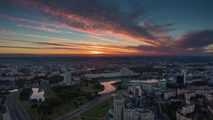 白俄罗斯日落天空明斯克市内米加河中心空中全景4k延时