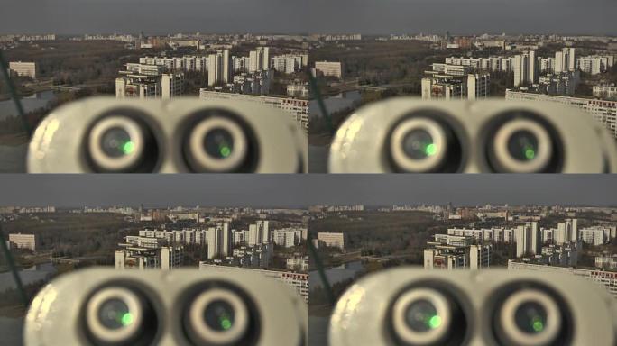 观景台的双筒望远镜。明斯克白俄罗斯国家图书馆的观景台。