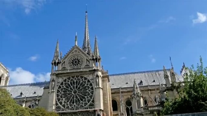巴黎圣母院的整个外部视图