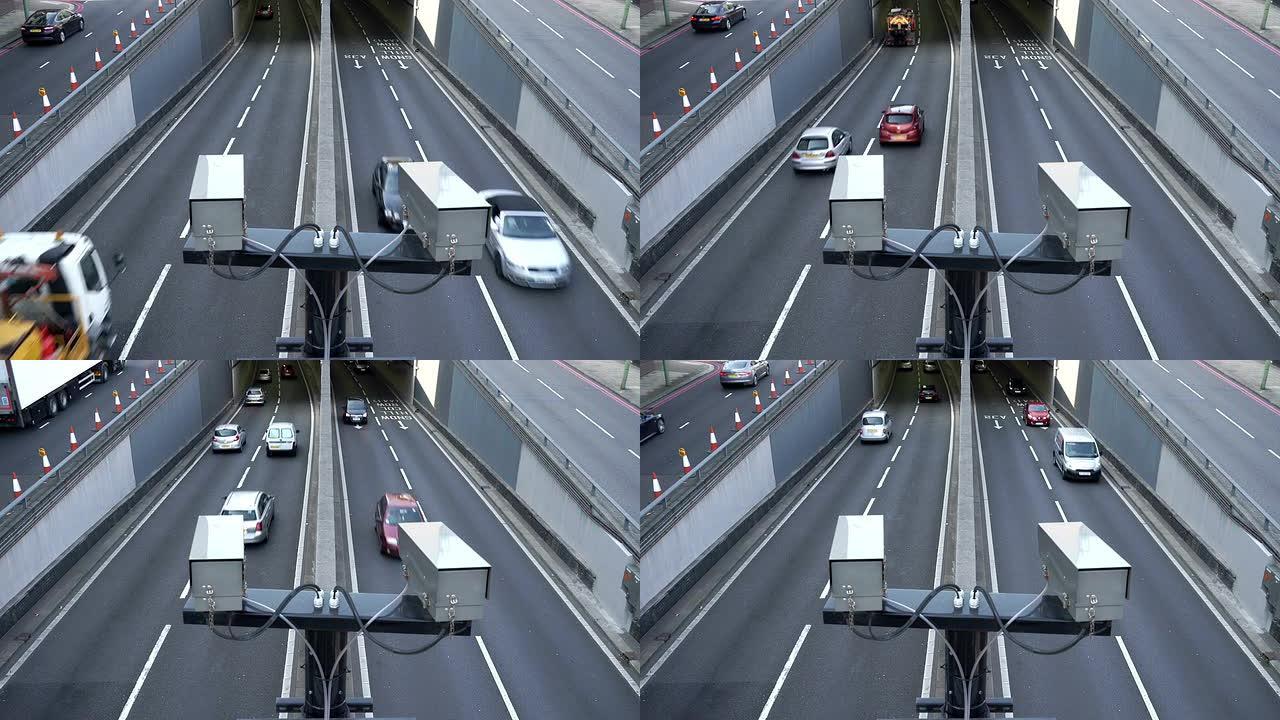 交通监控摄像头。