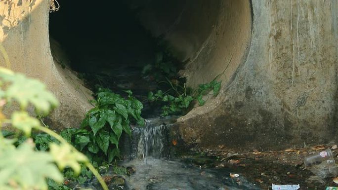 排水管污染环境