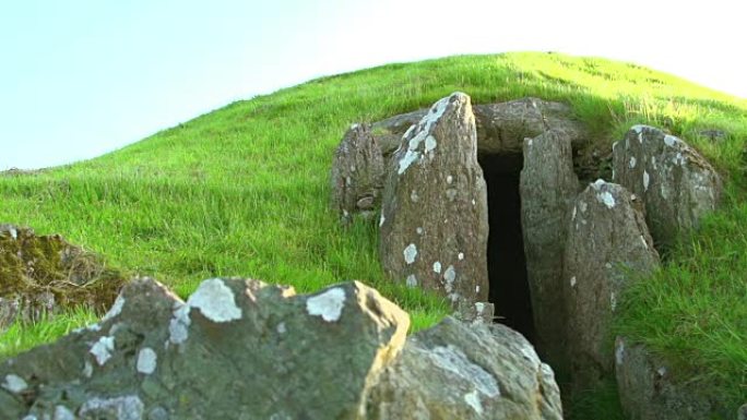 英国的古代石圈和墓室