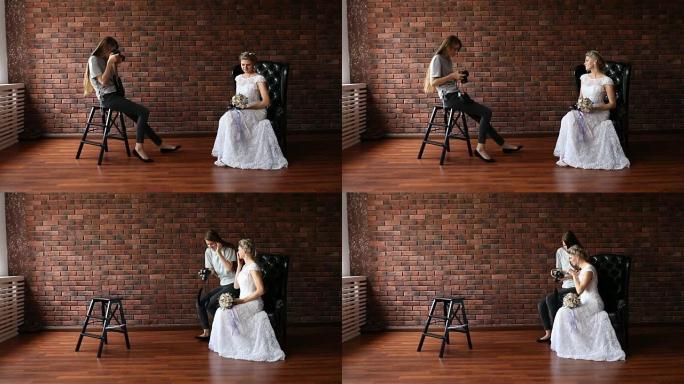 摄影师和扶手椅上的新娘