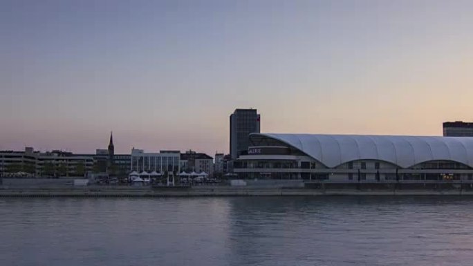 德国路德维希港“莱茵画廊”的时间流逝