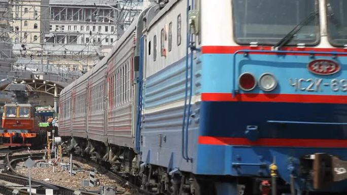 俄罗斯.莫斯科-2013: 旅客列车