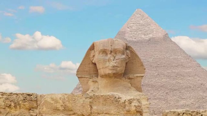 延时。Cheops和狮身人面像金字塔上的云。吉萨埃及。五.2