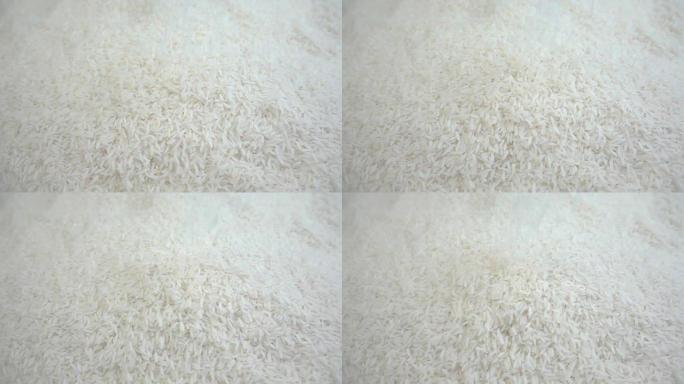 米粒在慢动作中掉落