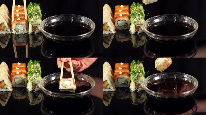 筷子蘸酱油，特写